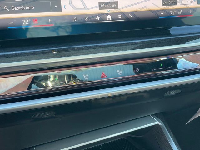 Certified 2026 BMW 740i xDrive w/ Premium Package image 20