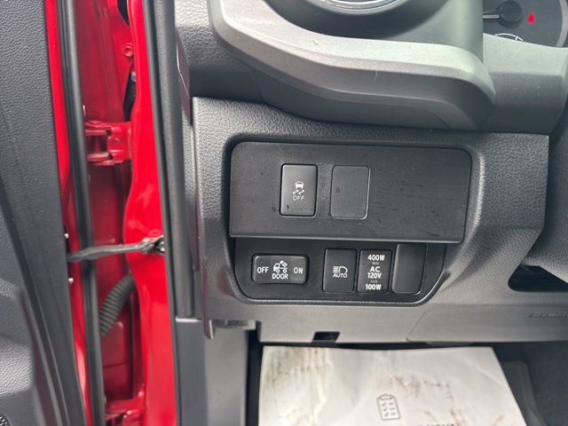 Used 2021 Toyota Tacoma TRD Sport AWD/4WD image 39