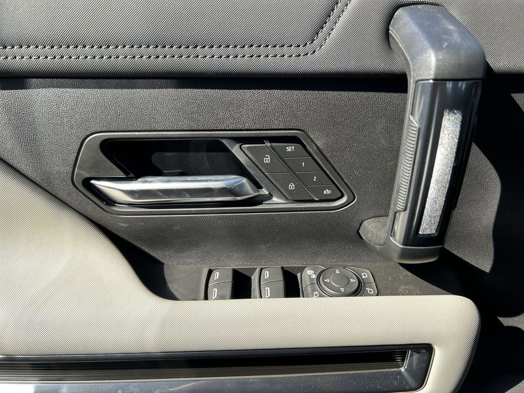 New 2026 GMC Hummer EV 4x4 Crew Cab w/ LPO, Illumination Package image 24