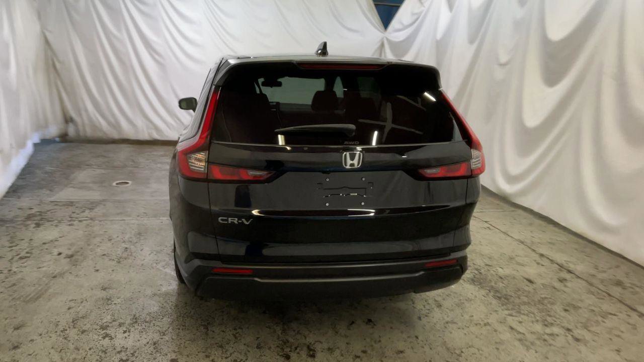 Used 2025 Honda CR-V LX image 7