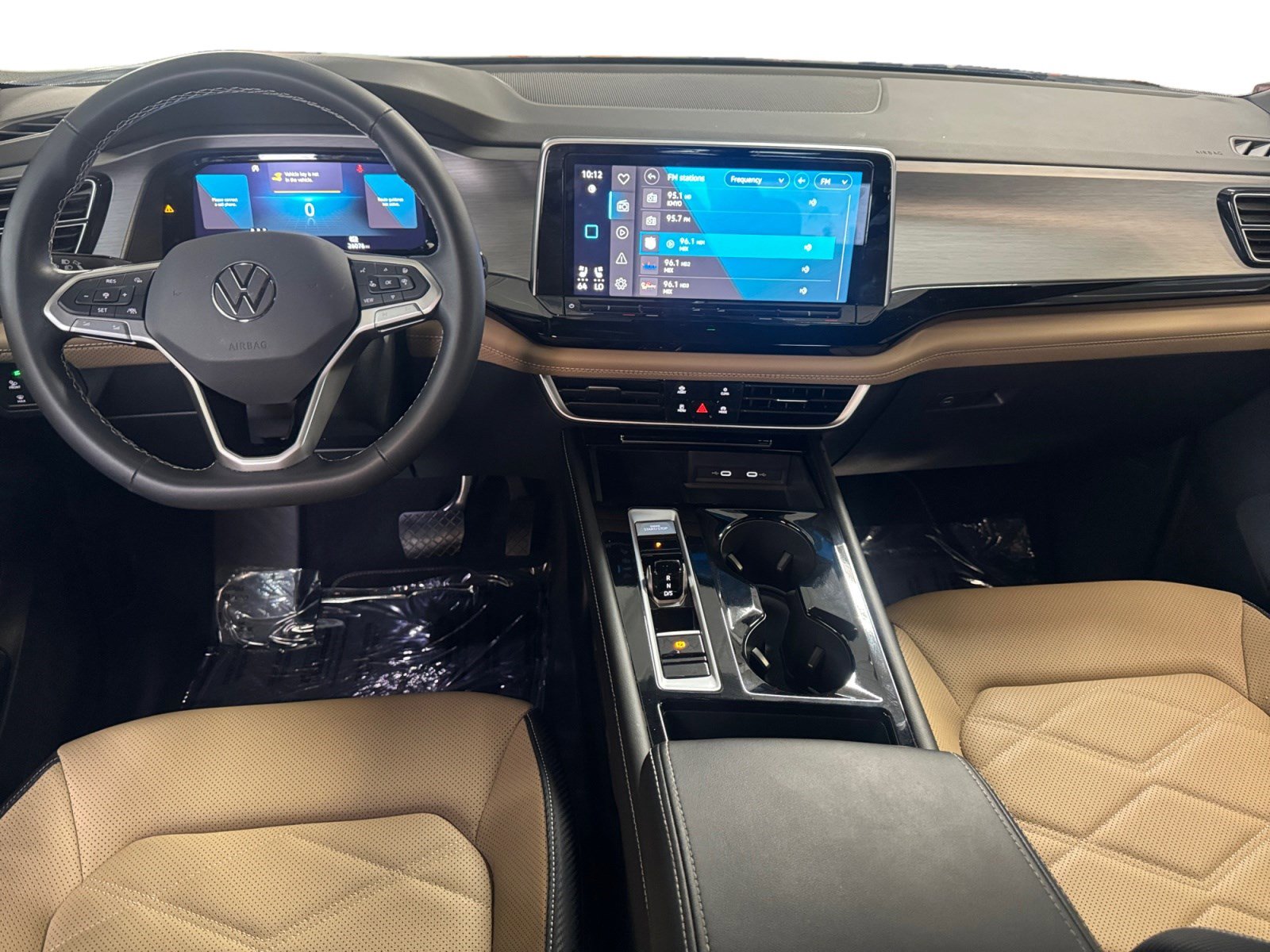 Used 2024 Volkswagen Atlas Cross Sport SE image 10