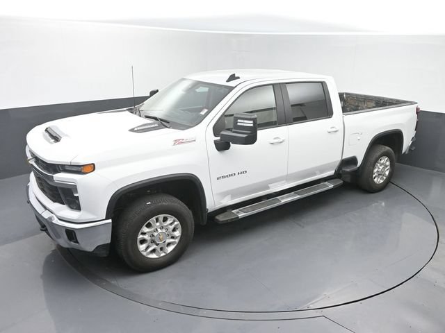 Used 2025 Chevrolet Silverado 2500 LT AWD/4WD image 35