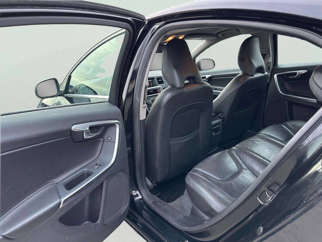 Used 2012 Volvo S60 T5 FWD image 14