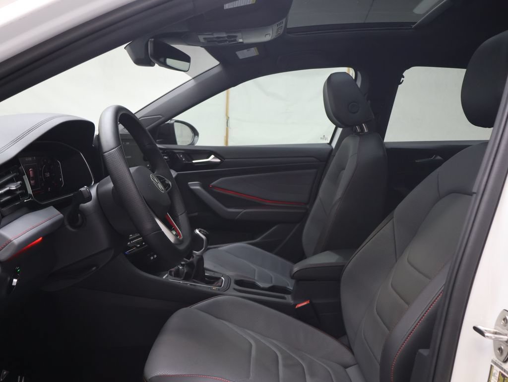 Used 2025 Volkswagen Jetta GLI Autobahn FWD image 15