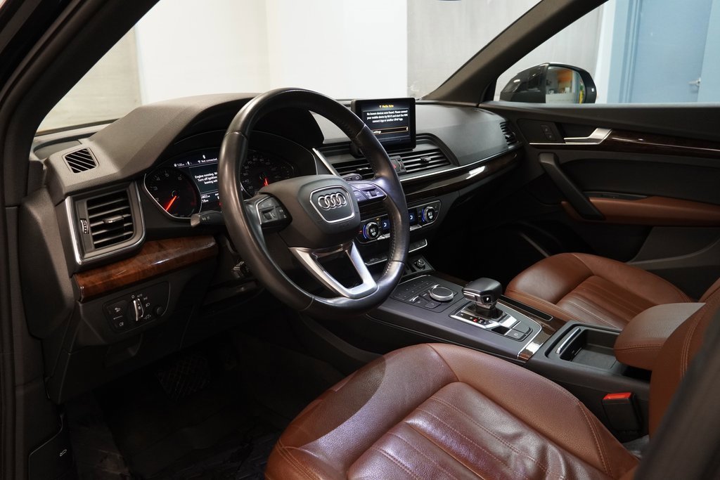 Used 2019 Audi Q5 2.0T Premium w/ Convenience Package image 7