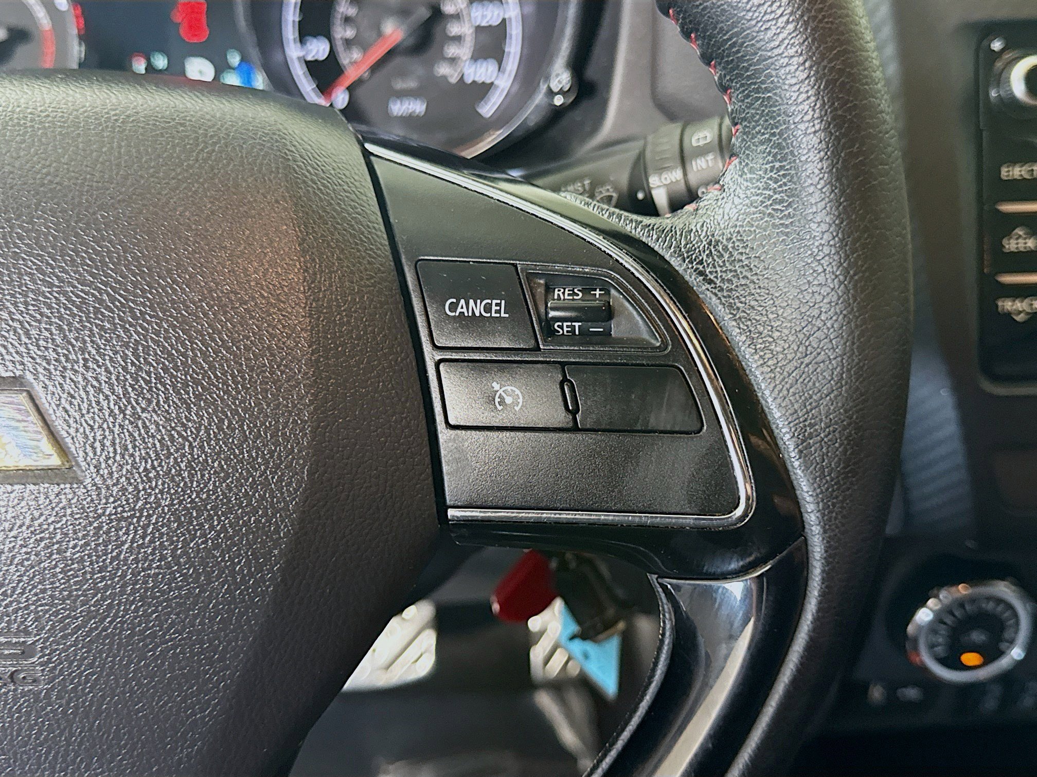Used 2018 Mitsubishi Outlander Sport ES FWD image 15