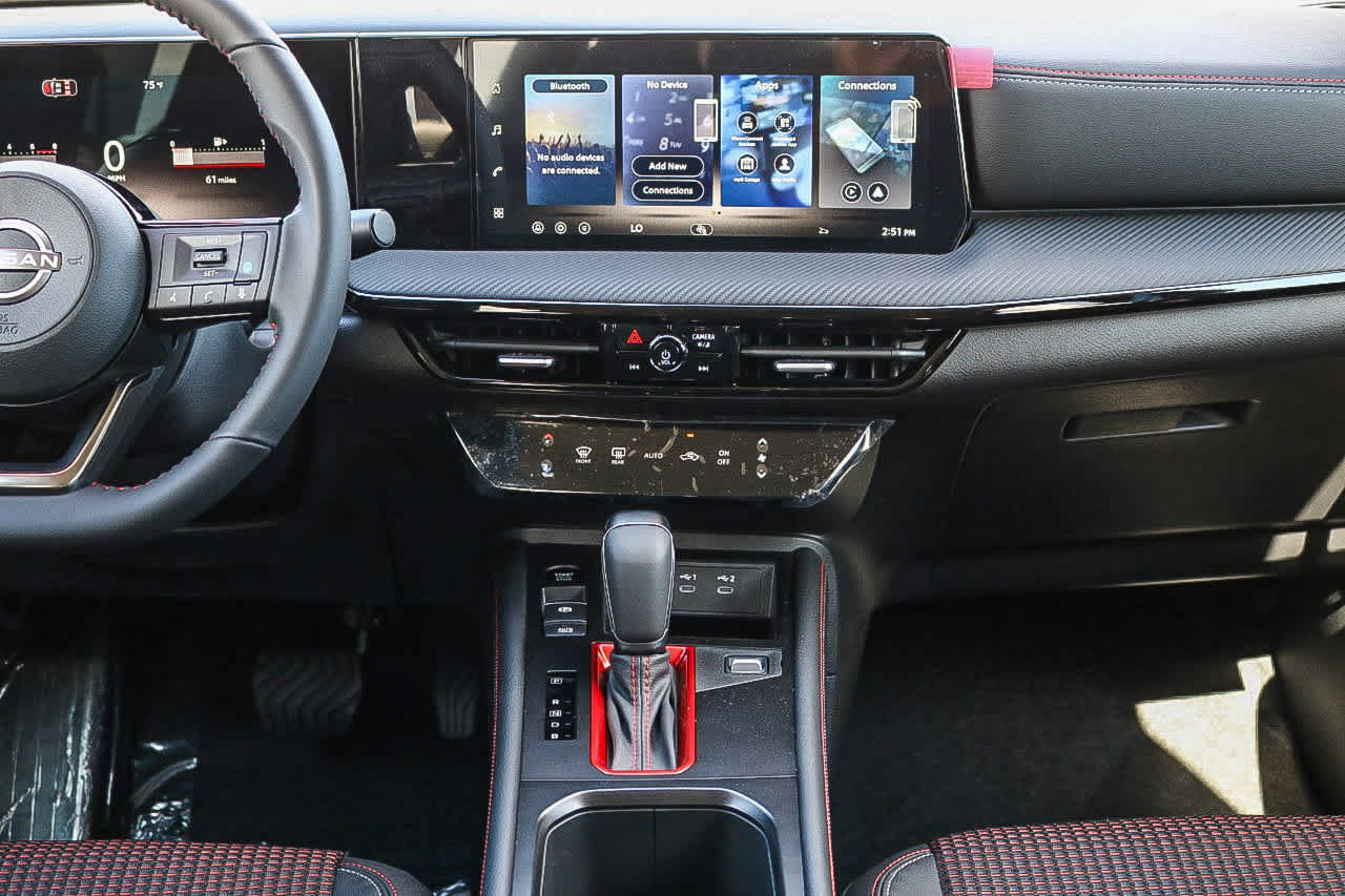 New 2026 Nissan Kicks SR FWD image 15