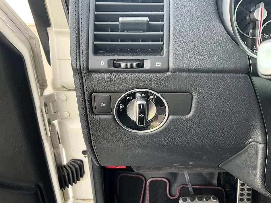 Used 2015 Mercedes-Benz G 63 AMG 4MATIC image 15