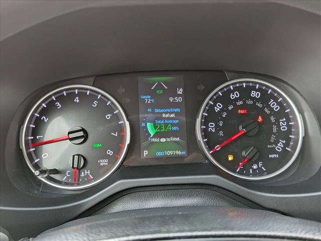 Used 2021 Toyota RAV4 XLE w/ Convenience Package AWD/4WD image 11