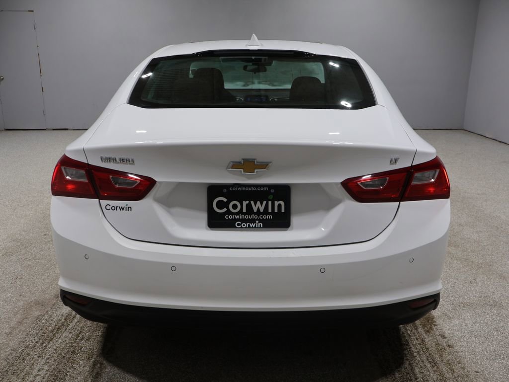 Used 2024 Chevrolet Malibu LT image 3