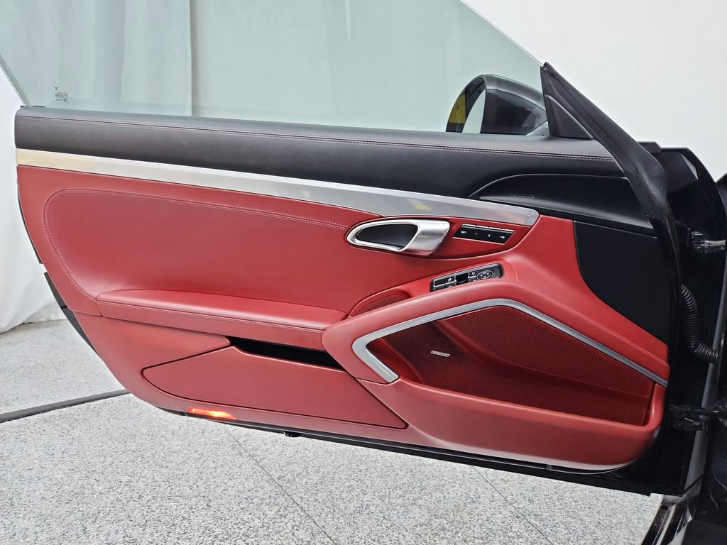 Used 2017 Porsche 911 Carrera 4S image 29