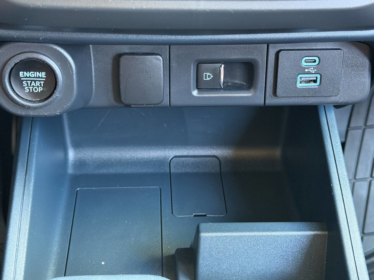 Used 2023 Ford Maverick Lariat w/ Equipment Group 500A Standard image 26