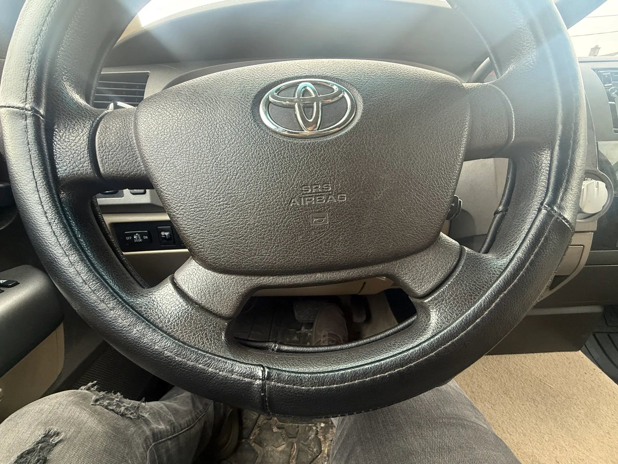 Used 2010 Toyota Tundra 4x4 Double Cab image 17