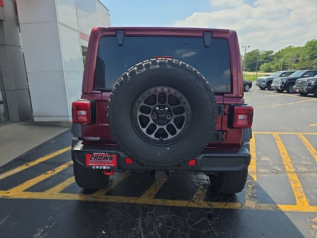 Used 2022 Jeep Wrangler Unlimited Rubicon w/ Xtreme Recon 35" Tire Package AWD/4WD image 3