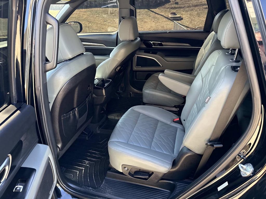 Used 2024 Kia Telluride EX X-Line image 17