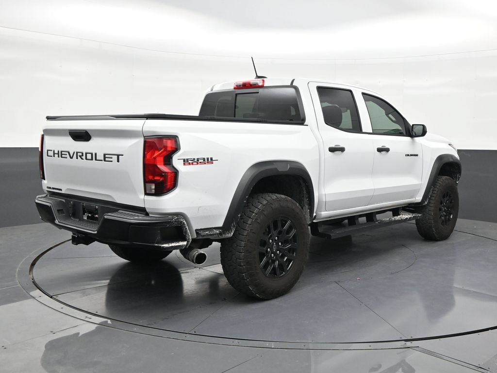 Used 2024 Chevrolet Colorado Trail Boss w/ Advanced Trailering Package AWD/4WD image 5