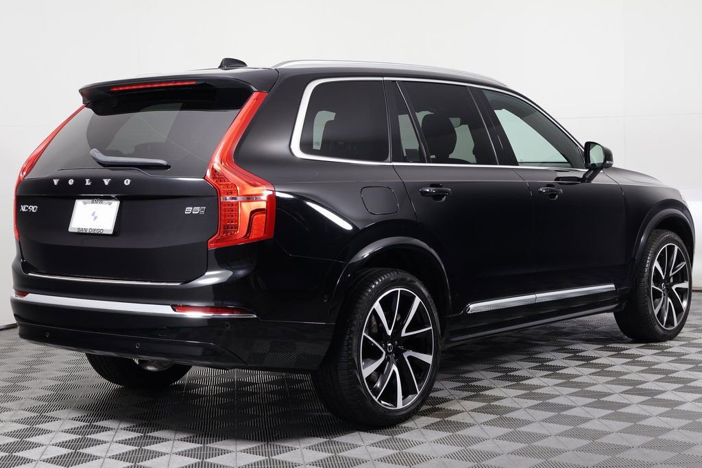 Used 2023 Volvo XC90 B5 Plus w/ Protection Package Premier AWD/4WD image 4