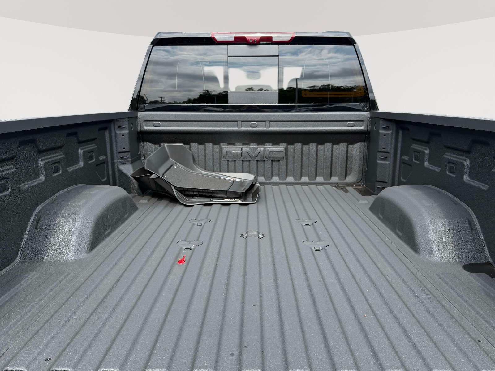 Used 2026 GMC Sierra 2500 AT4X AWD/4WD image 32