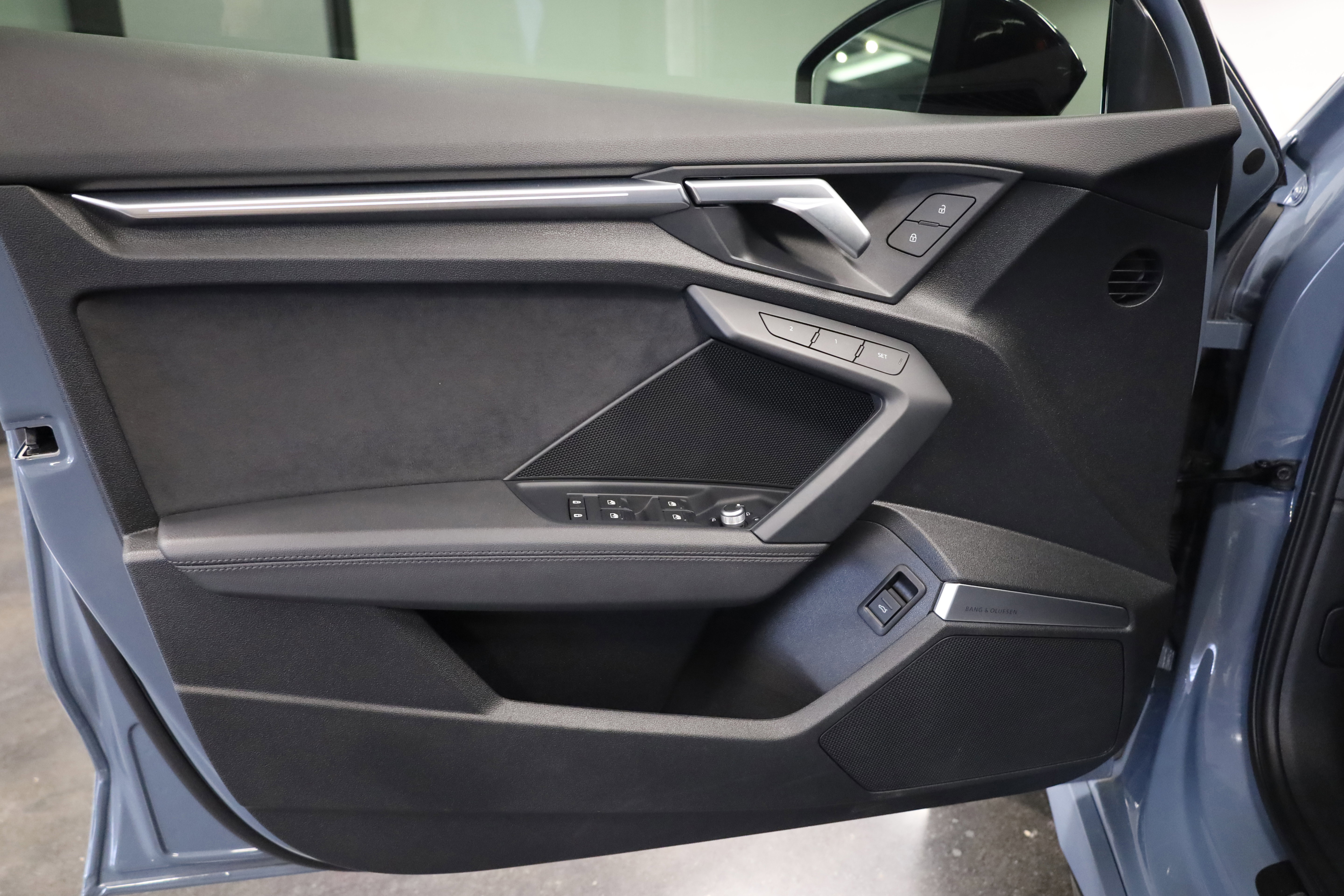 Used 2023 Audi RS 3 w/ RS Technology Package image 13