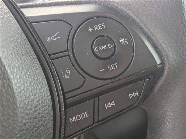 Used 2020 Toyota Corolla LE FWD image 9
