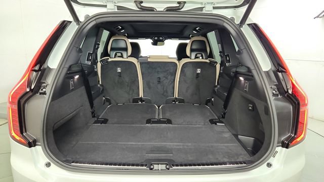 New 2026 Volvo XC90 T8 Plus w/ Protection Package AWD/4WD image 42