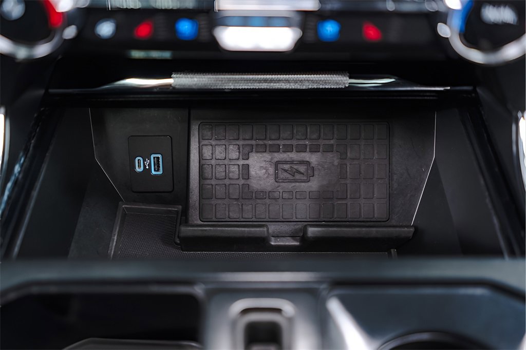 Used 2022 Ford F150 Lariat w/ Equipment Group 502A High image 19