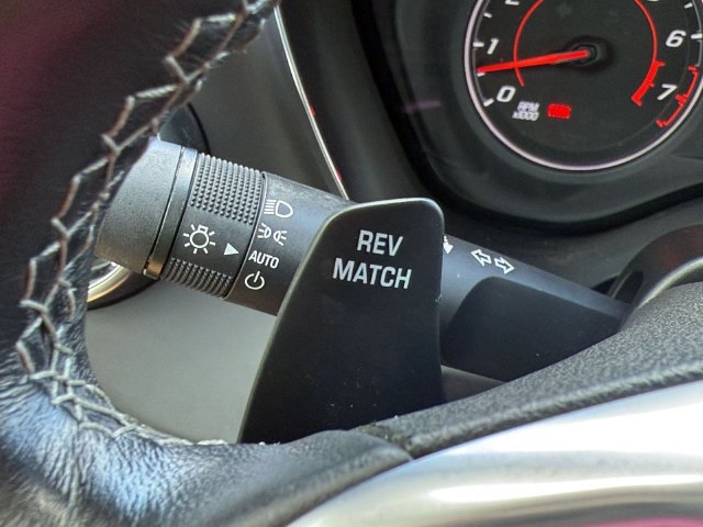 Used 2022 Chevrolet Camaro LT w/ Technology Package RWD image 25