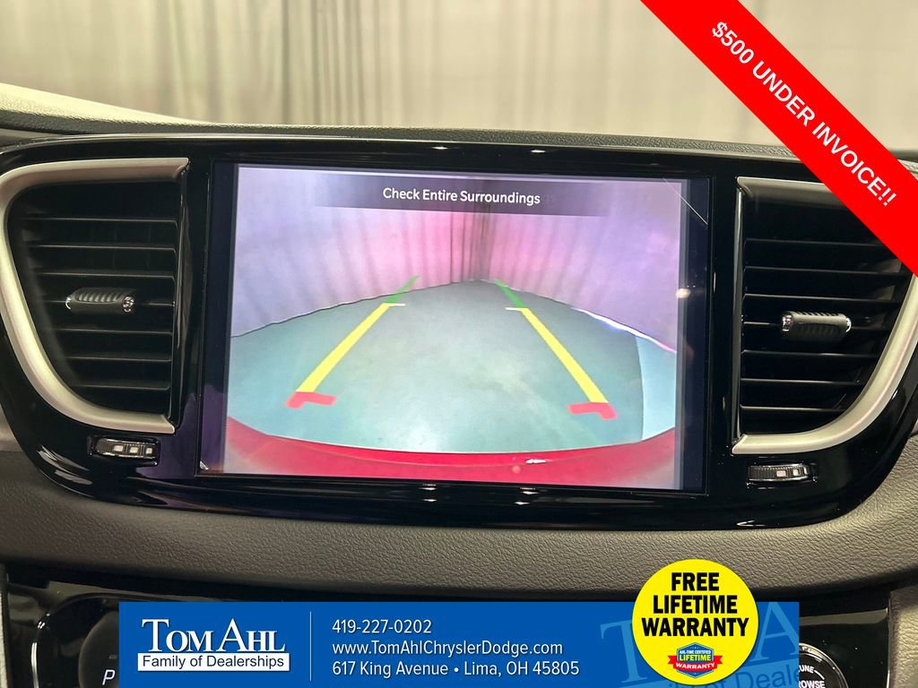 New 2026 Chrysler Voyager LX image 16