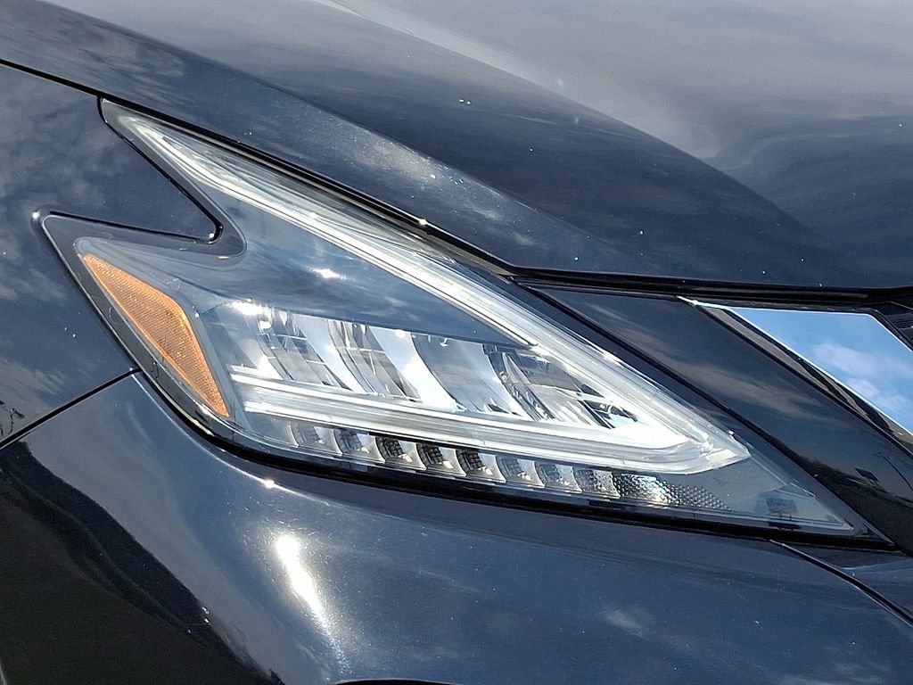 Used 2019 Nissan Murano SV w/ Premium Package AWD/4WD image 9