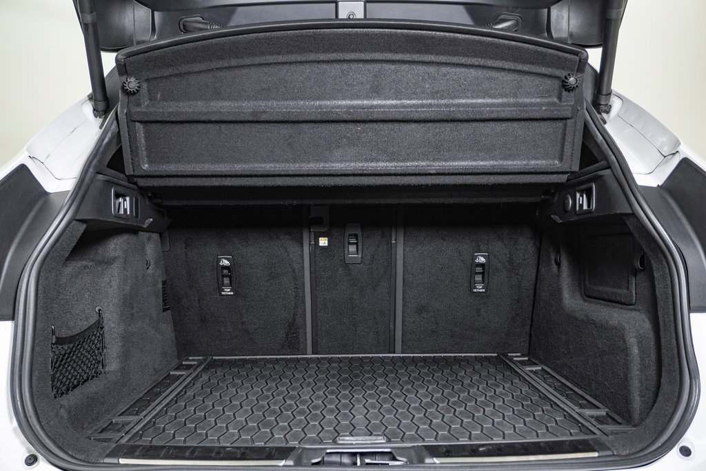 Used 2022 Jaguar F-PACE S image 27