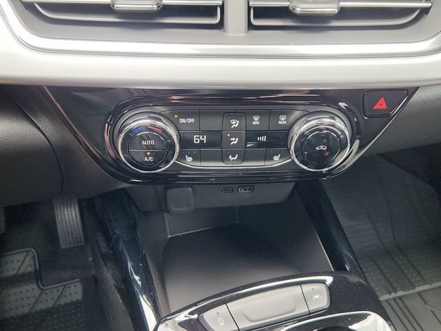 New 2026 Chevrolet Trax LT w/ Driver Confidence Package FWD image 28