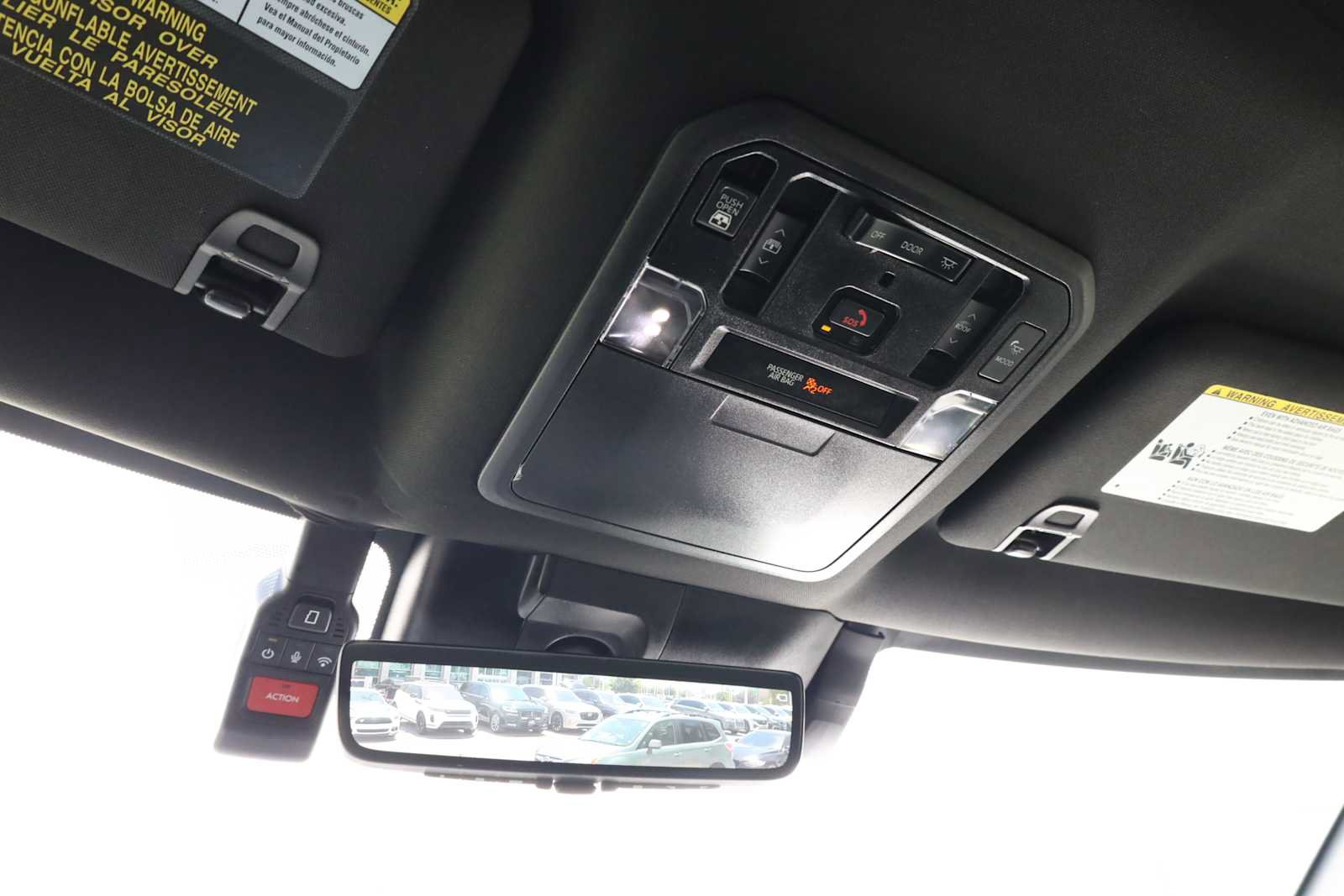 Used 2022 Toyota Tundra Capstone AWD/4WD image 34