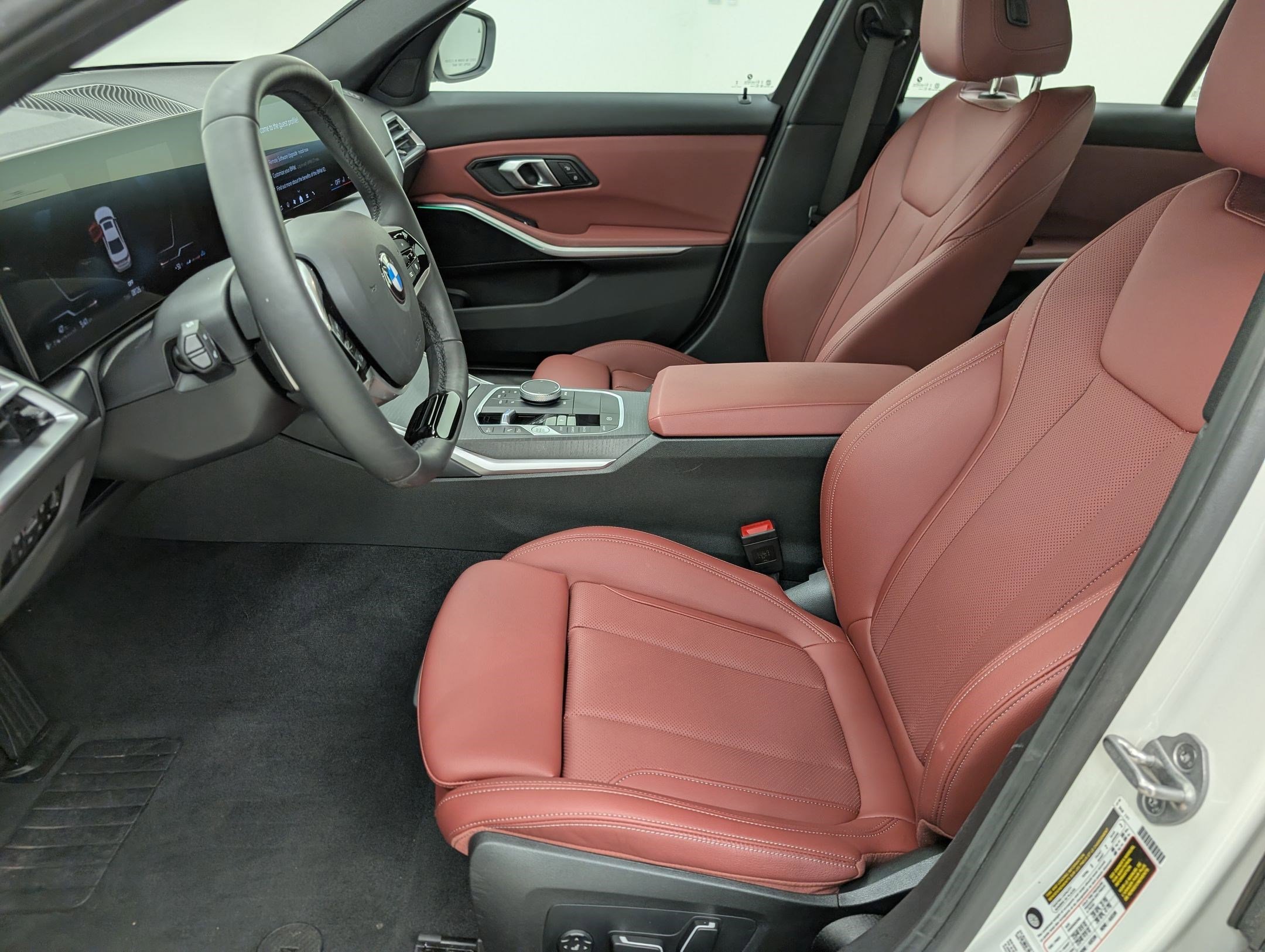 New 2025 BMW 330i Sedan w/ Convenience Package image 5