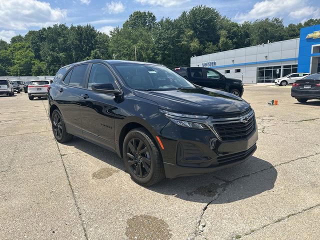 Used 2024 Chevrolet Equinox LS w/ LS Convenience Package FWD image 12