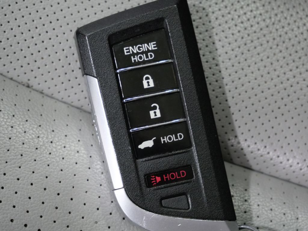 Used 2024 Acura MDX w/ Advance Package AWD/4WD image 31