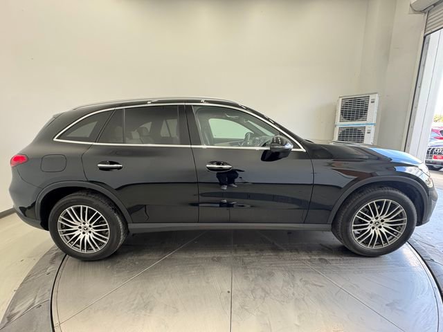 Used 2024 Mercedes-Benz GLC 300 4MATIC image 14