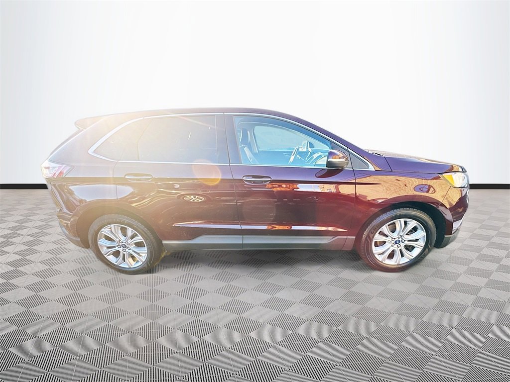 Used 2020 Ford Edge Titanium w/ Class II Trailer Tow Package image 32