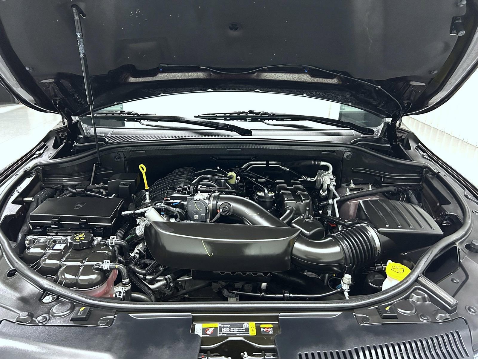 Used 2025 Dodge Durango GT image 25