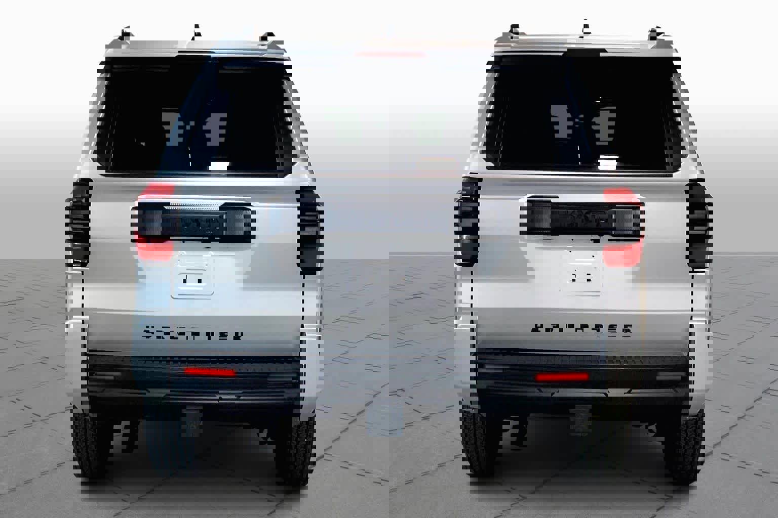 Used 2025 Toyota 4Runner SR5 image 4