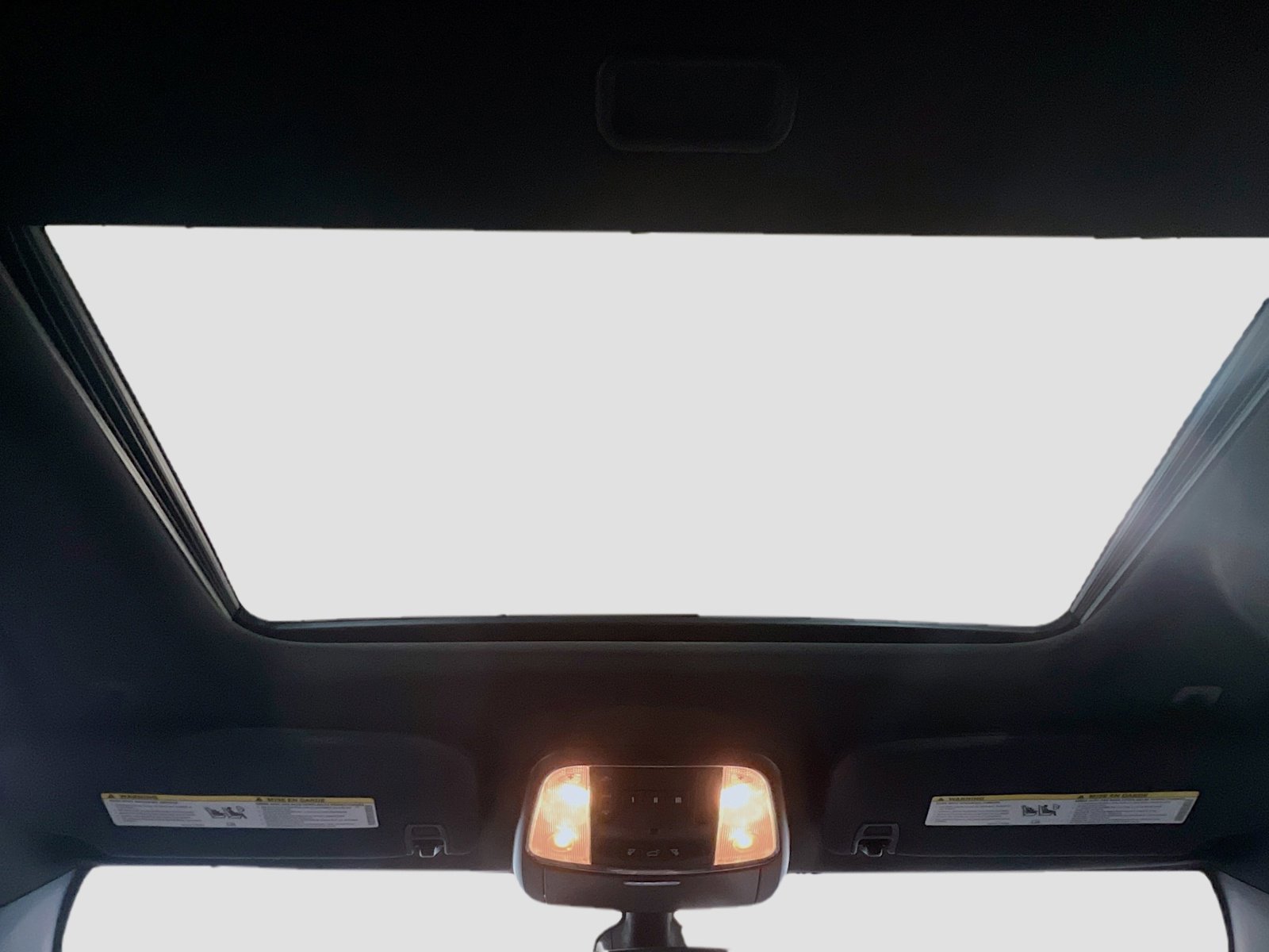 Used 2018 Jeep Grand Cherokee Limited image 16