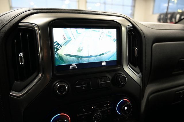 Used 2022 Chevrolet Silverado 2500 LT w/ Convenience Package image 18