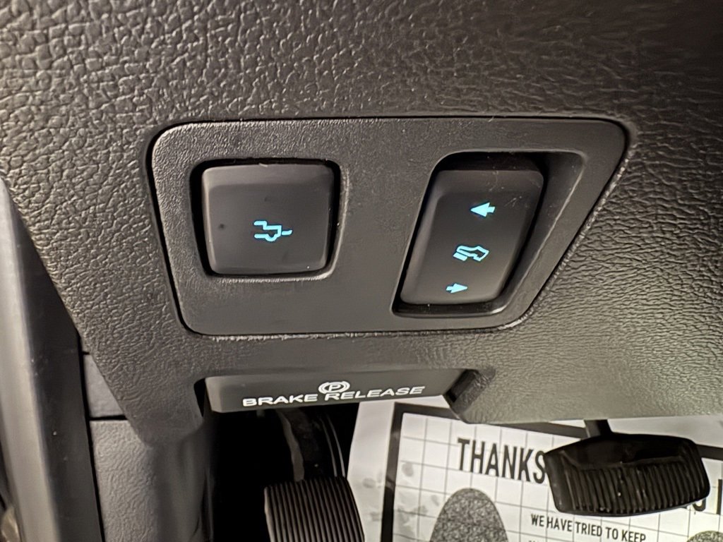 Used 2021 Ford F350 Platinum image 23