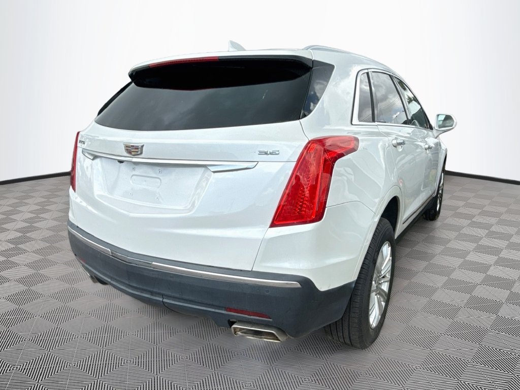 Used 2019 Cadillac XT5 FWD image 6