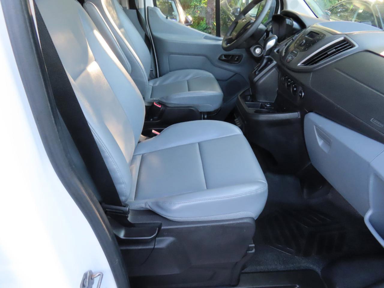 Used 2016 Ford Transit 150 130 Low Roof RWD image 8
