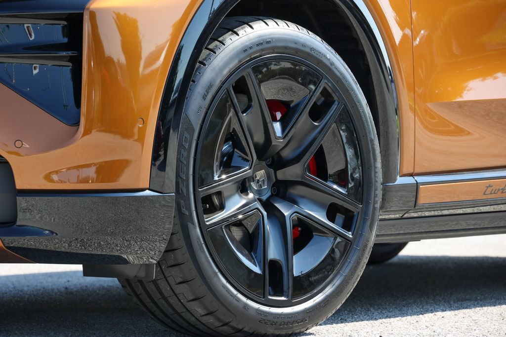 New 2026 Porsche Cayenne Turbo AWD/4WD image 9