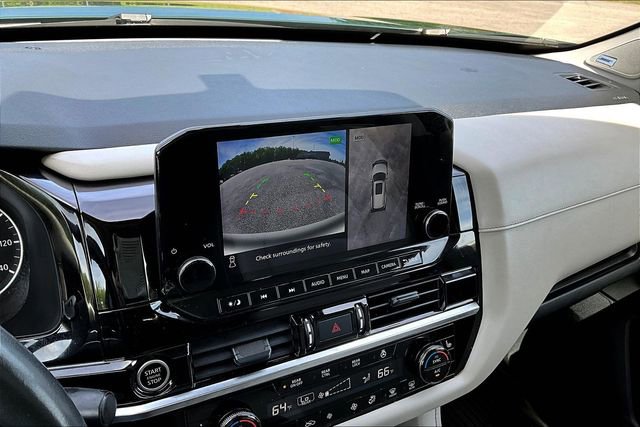 Used 2022 Nissan Pathfinder SL w/ SL Premium Package FWD image 14