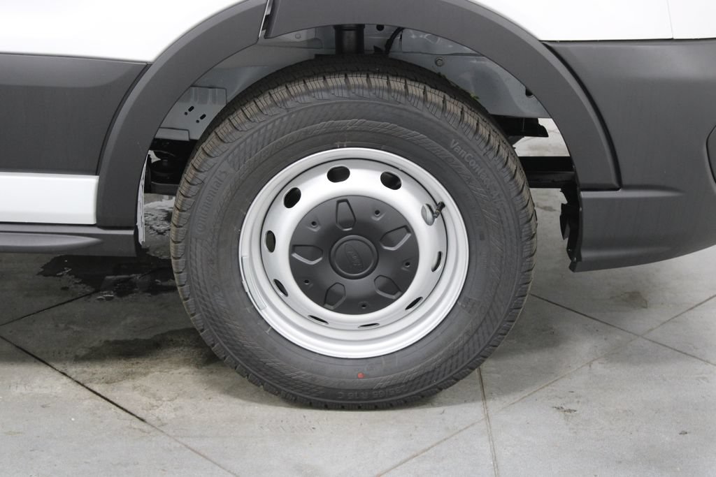 New 2026 Ford Transit 250 148 Medium Roof w/ Load Area Protection Package RWD image 11
