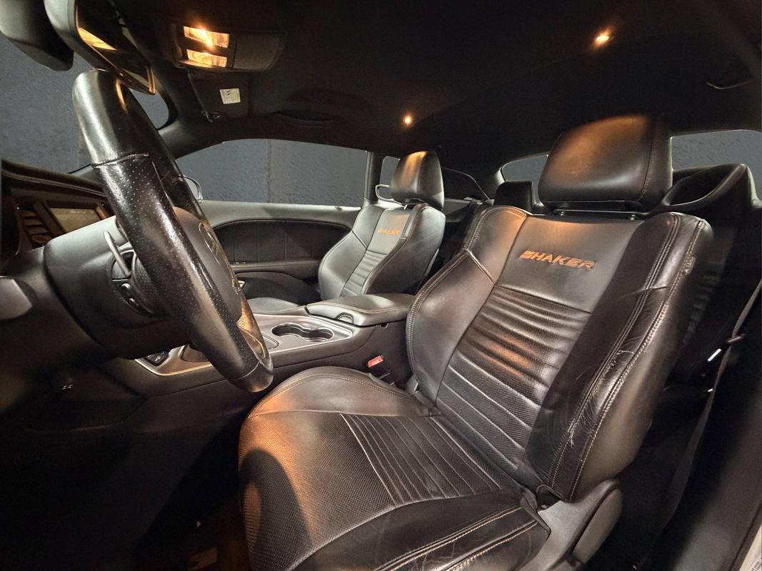 Used 2016 Dodge Challenger R/T Scat Pack RWD image 24