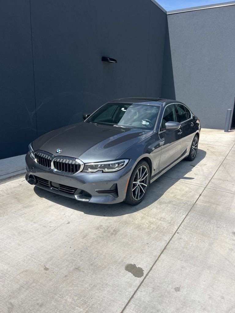Used 2020 BMW 330i Sedan w/ Premium Package image 1