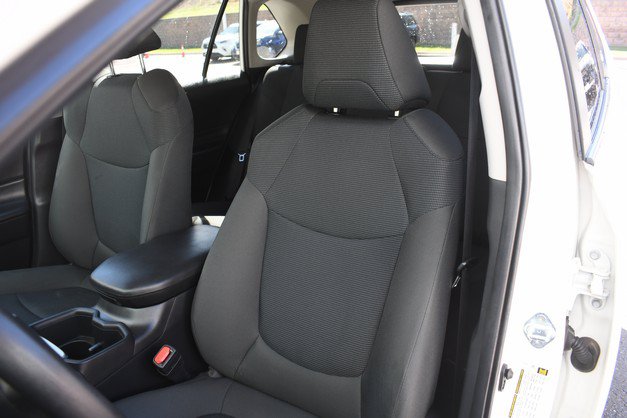 Certified 2024 Toyota RAV4 LE AWD/4WD image 17